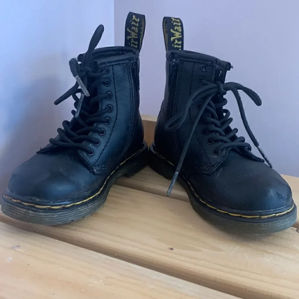 Dr. Martens Leather Combat Boots Black Kids Size 8 Zipper Laces